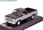 Dodge RAM 1987 2-tones (blue, silver)