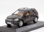 Mercedes-Benz ML 500 2005 (black)