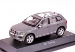 Volkswagen Touareg 2010 (grey)