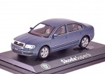 Skoda Superb (light blue)