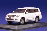 Lexus LX570 2009 (white)