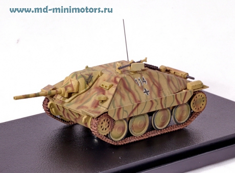 Hetzer (EARLY) «Hilde» unident.unit, NoveMesto, Czechia, April 1945